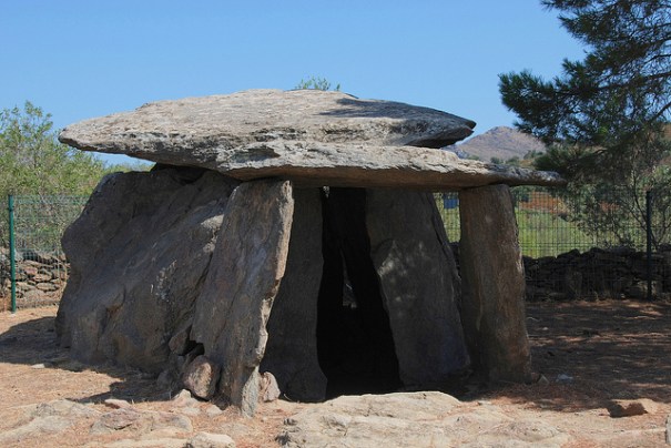 Dolmen de la Creu d'en Cobertella, foto d'Horrapics