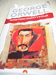 "1984 by George Orwell", de Benny Lin