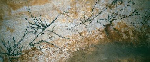Adaptat de "Reproduction of Altamira cave painting", d'Andrew Kuchling, al Flickr